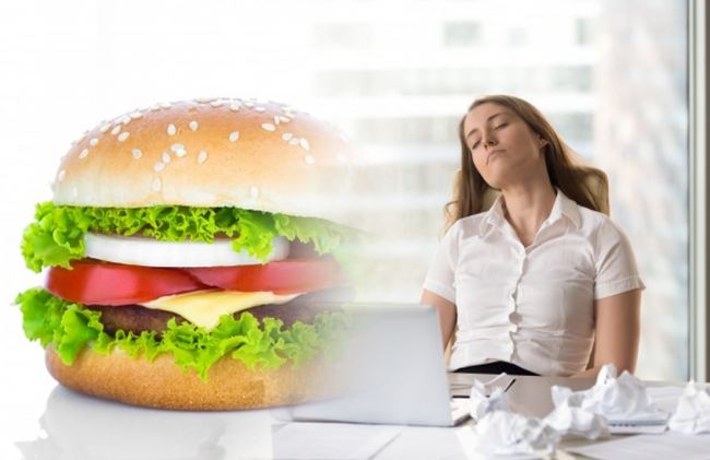 hamburguesa-mujer-cansada