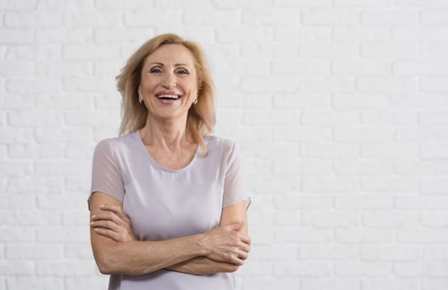 mujer-adulta-risa