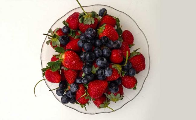 frutillas-arandanos
