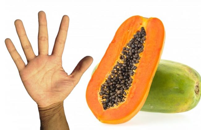 mano-mitad-papaya