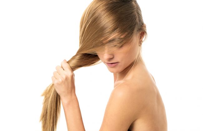 mujer-cabello-fuerte