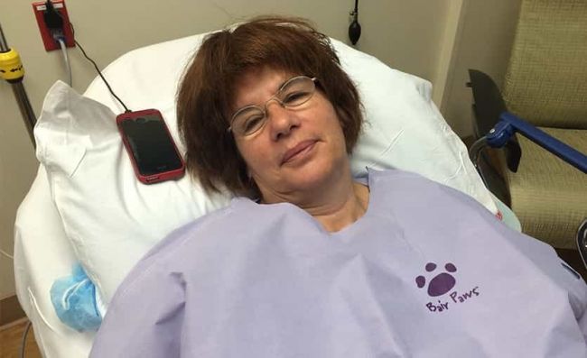 mujer-internada-hospital