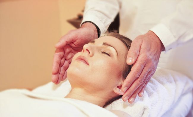 persona-sesion-reiki-cabeza