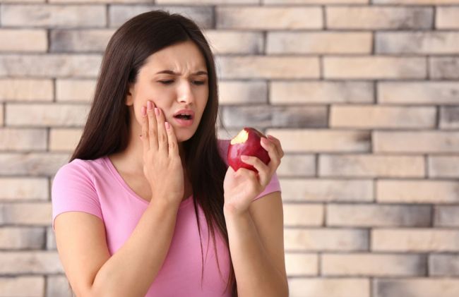 mujer-problemas-masticar