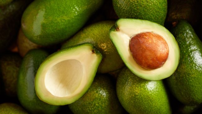 aguacate-mitad