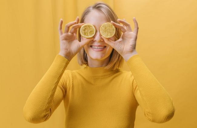 mujer-limon-ojos