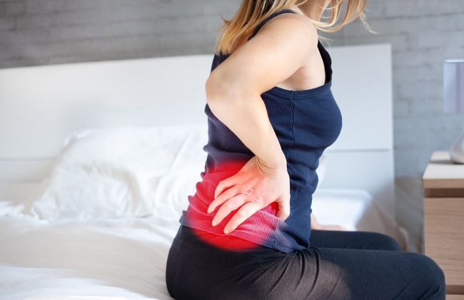 mujer-dolor-espalda-baja