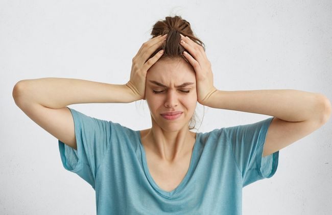 mujer-dolor-cabeza