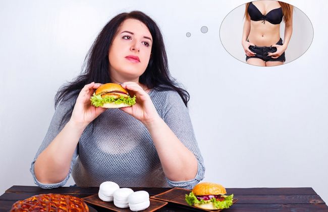 mujer-comiendo-hamburguesa