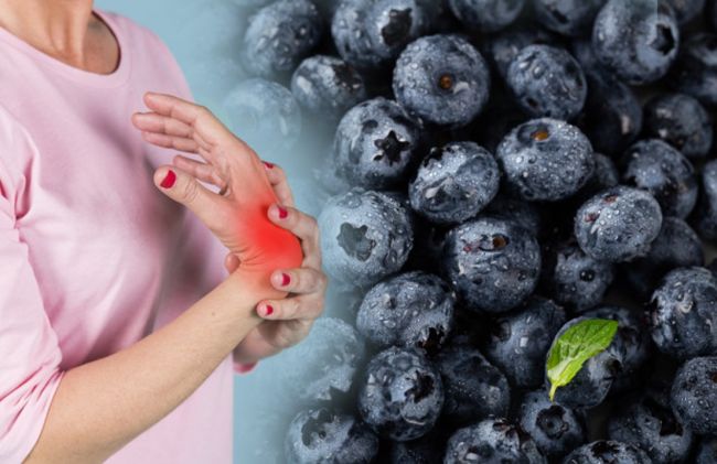 dolor-mano-arandanos-frescos