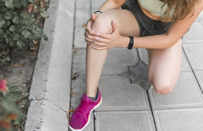 mujer-dolor-rodilla