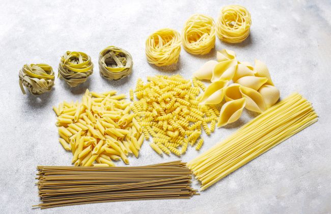 monitos-mostacholes-tallarines