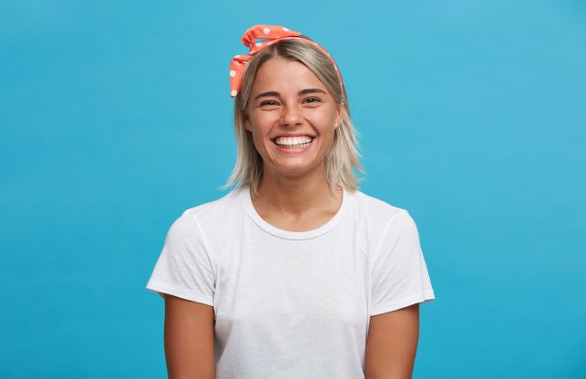 mujer-riendo